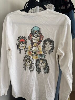 White Long Sleeve Graphic Tee with Skull Band Motif